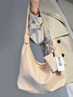 کیف دوشی زنانه بنو مدل کژال کد BENO 4917 - Image 3