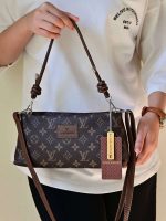 کیف دوشی زنانه بنو مدل گلبرگ کد BENO 4939