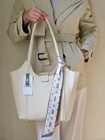 کیف دوشی زنانه بنو مدل تمنا کد BENO 4930 - Image 3