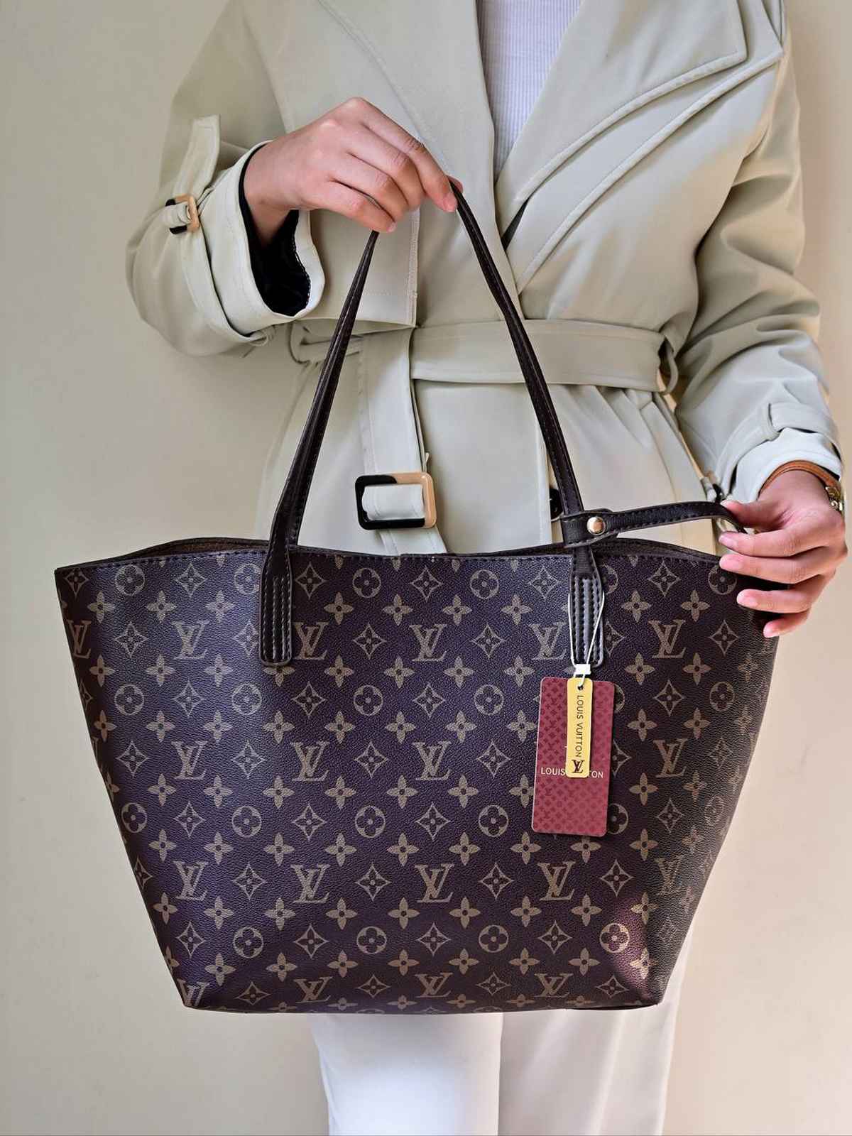 IMG_20260216_193815_233 کیف دوشی زنانه بنو مدل ساغر کد BENO 4938 - Image 1