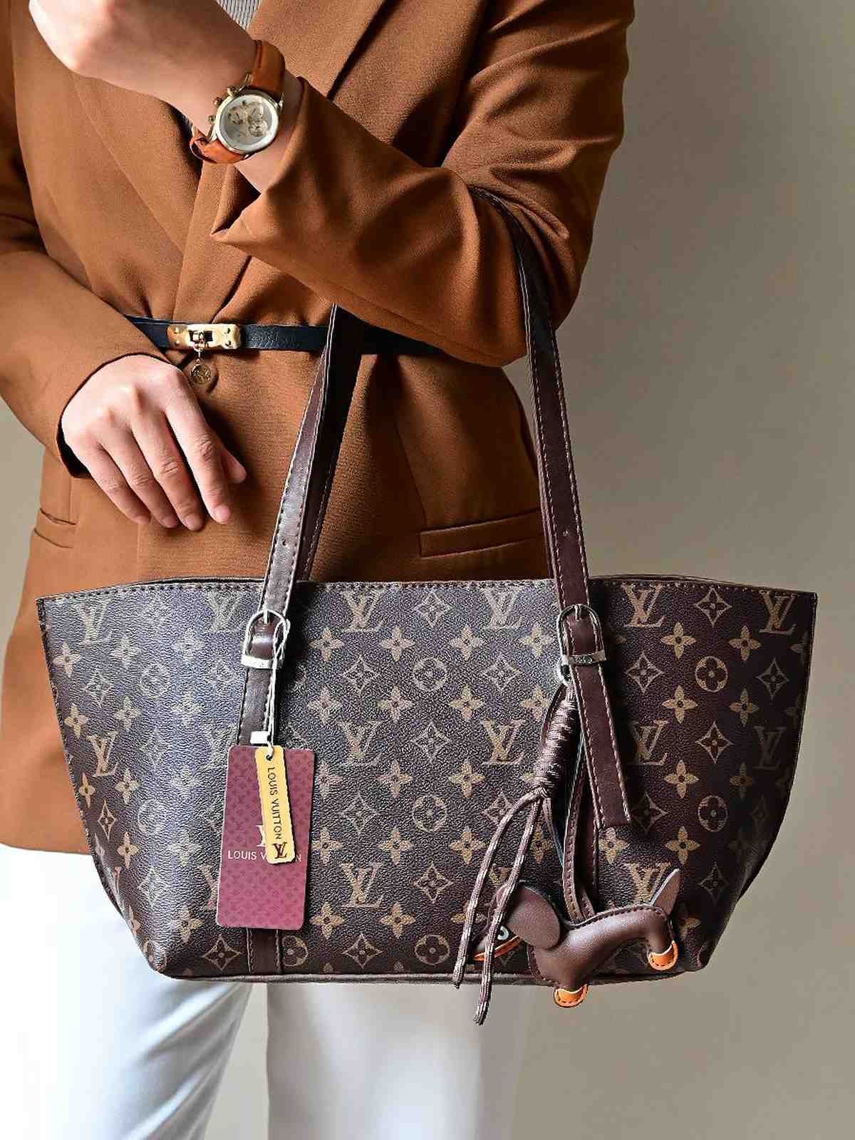 IMG_20260216_193830_622 کیف دوشی زنانه بنو مدل سوگند کد BENO 4969 - Image 1