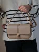 کیف دوشی زنانه بنو مدل مهتا کد BENO 4975