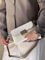 کیف دوشی زنانه بنو مدل کاترین کد BENO 4984 - Image 6