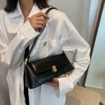 کیف دوشی وارداتی زنانه برند FASHION&BAGS کد FS989 - تصویر 4
