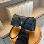 کیف دوشی وارداتی زنانه برند FASHION&BAGS کد FS989