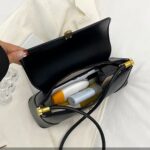 کیف دوشی وارداتی زنانه برند FASHION&BAGS کد FS989 - تصویر 7